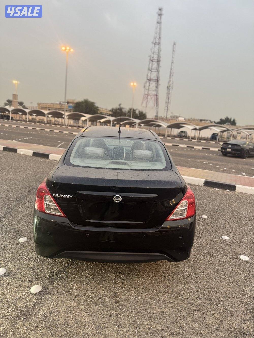 للبيع نيسان صني 2021 شرط الفحص (قير-مكينه) عداد177الف2