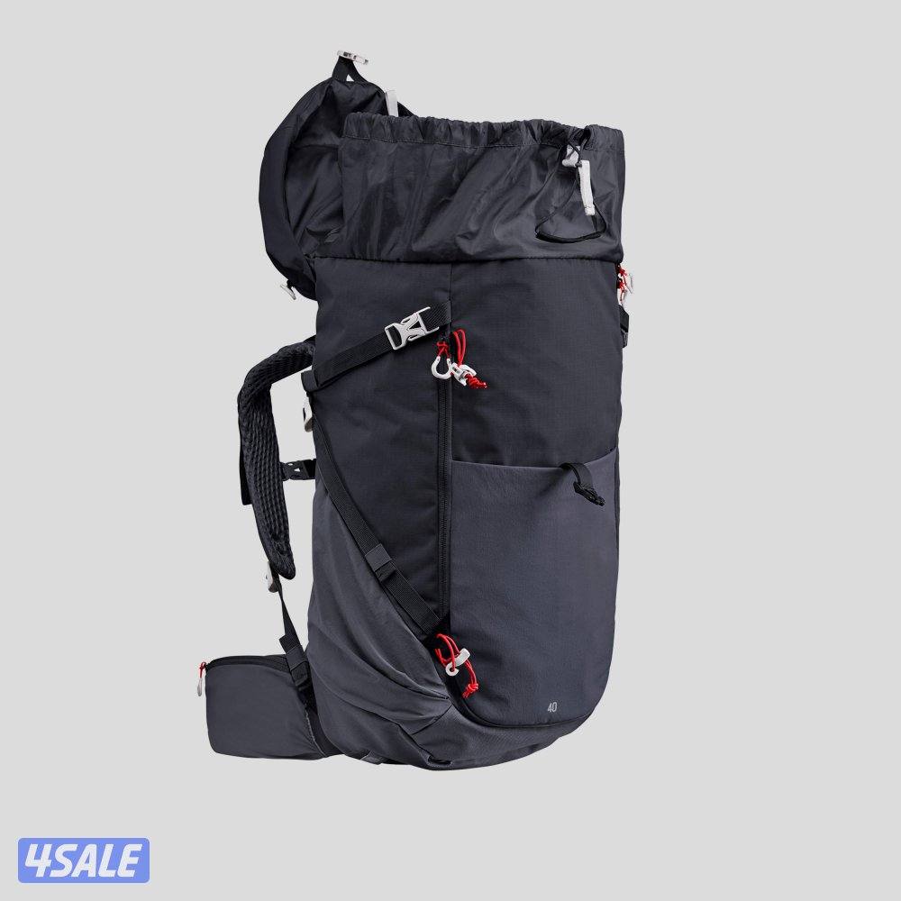 حقيبة ظهر Quechua MH500 40L للتنزه باللون الأسود.
السعة: 40 لتر.
اللون0