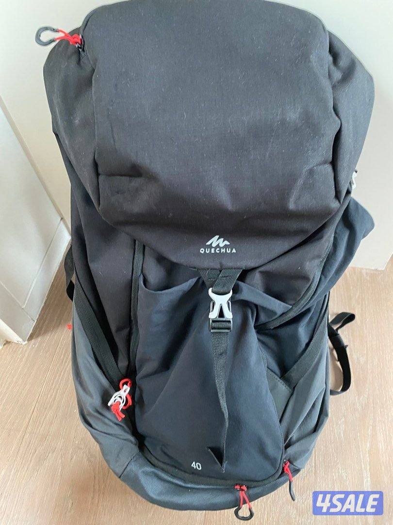 حقيبة ظهر Quechua MH500 40L للتنزه باللون الأسود.
السعة: 40 لتر.
اللون2