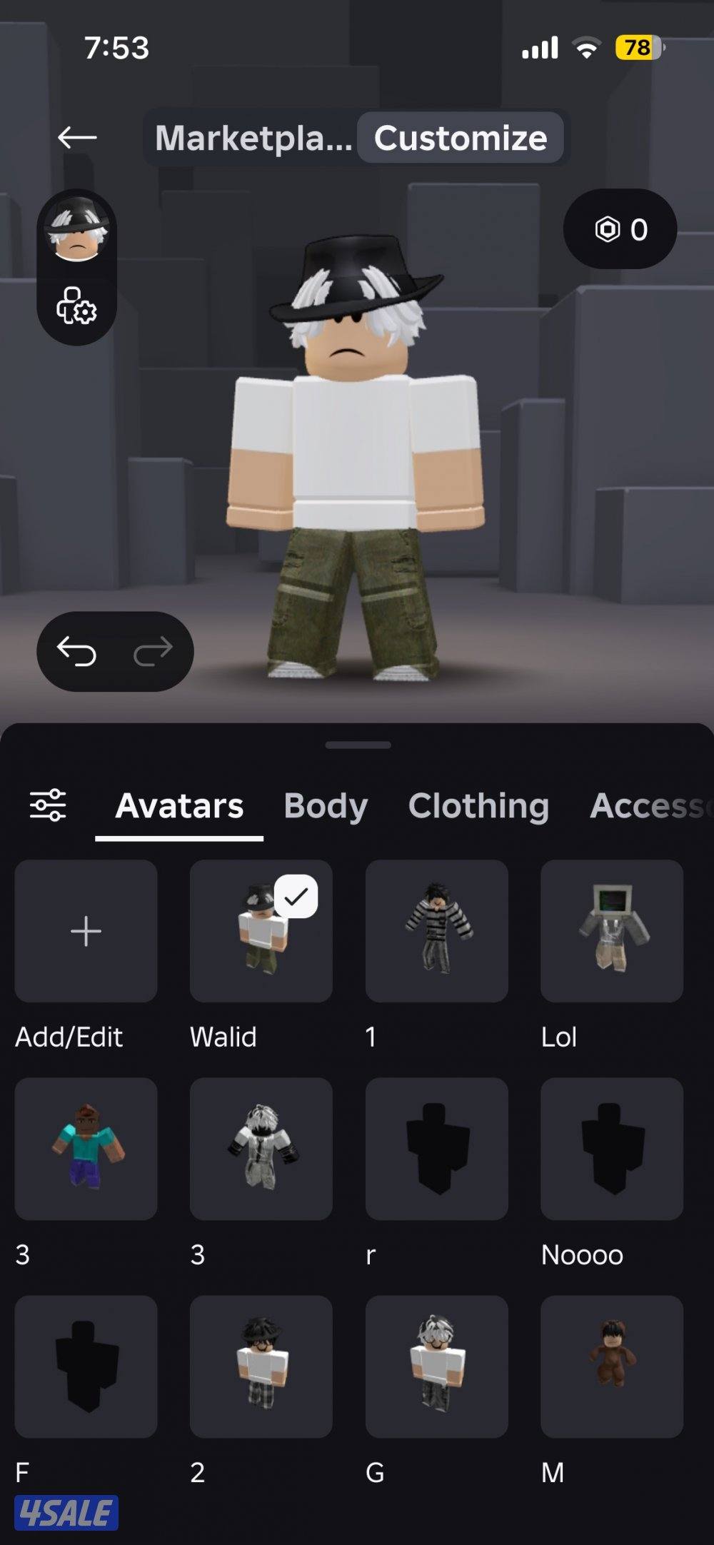 حساب روبلكس فيه مايك0