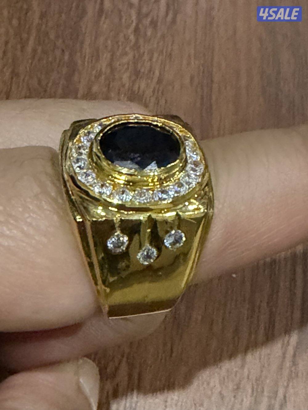 للبيع عدد 50 خاتم لون ذهبي وزنه 17 غرام مع حجر باللوان13