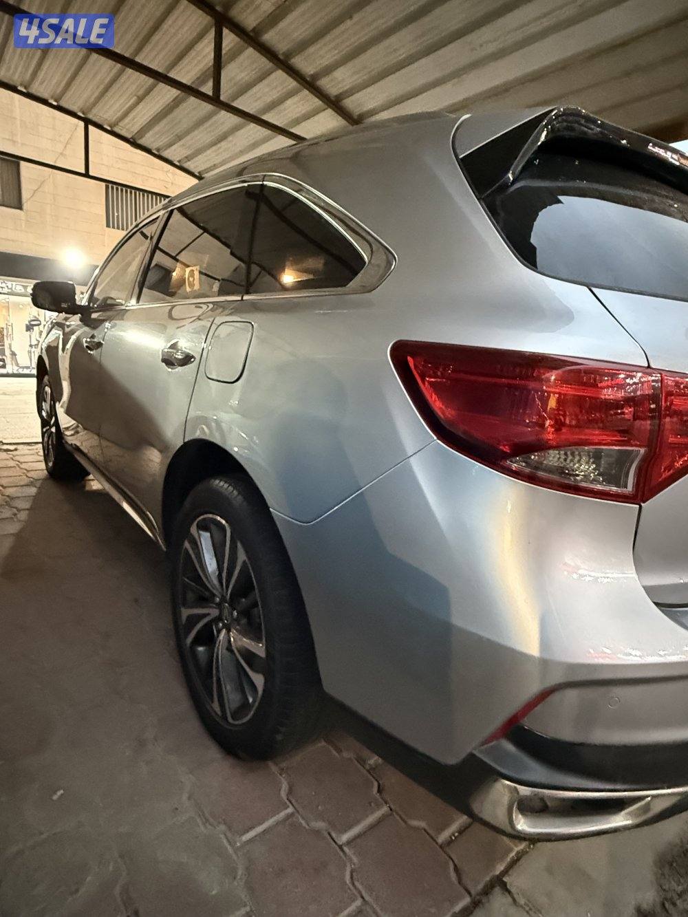 اكيورا الدرجة الفل بحالة ممتازة6