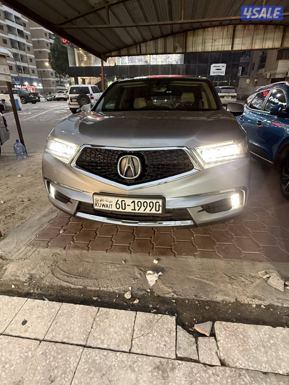 اكيورا الدرجة الفل بحالة ممتازة9