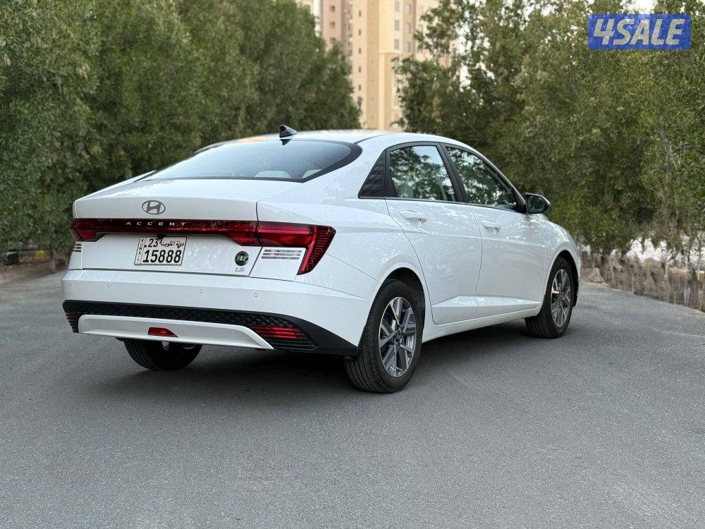 للبيع هيونداي أكسينت 2025 - ماشي 12 ألف2