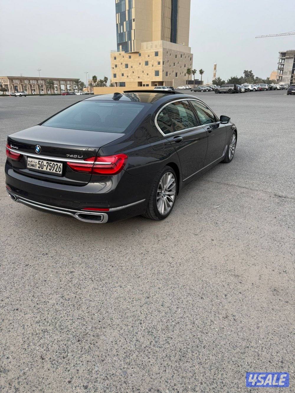 BMW740 الغانم3
