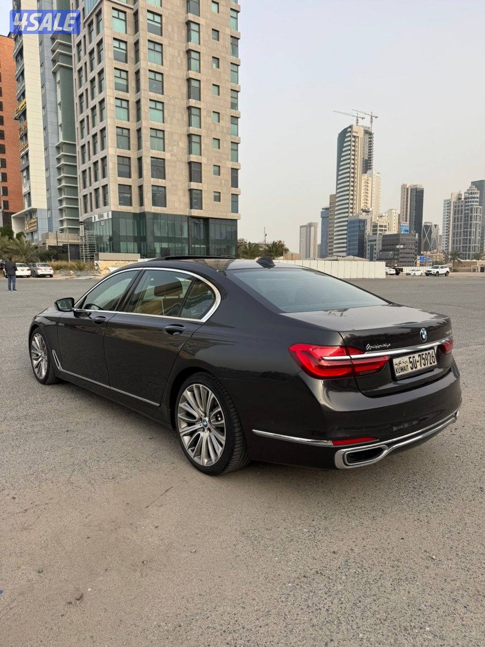 BMW740 الغانم5