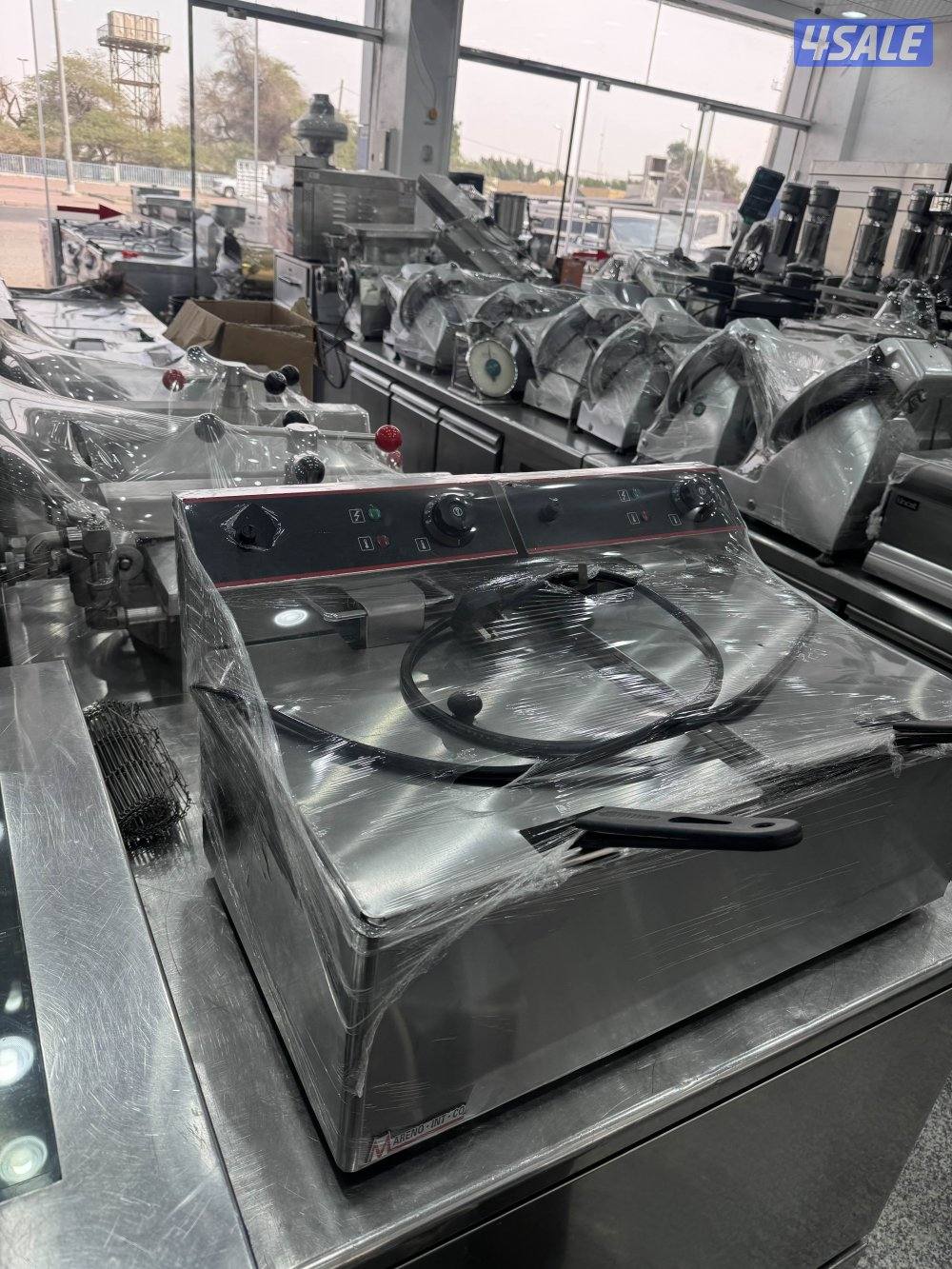 نبيع ونشتري جميع معدات المطآعم والمطابخ والفنادق وغيرها بافضل الاسعار4