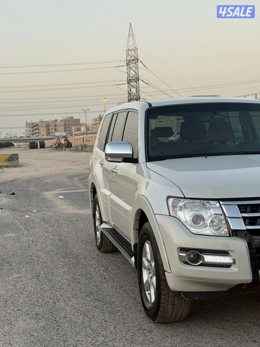 للبيع باجيرو موديل 2020 مكينه الصغيره1