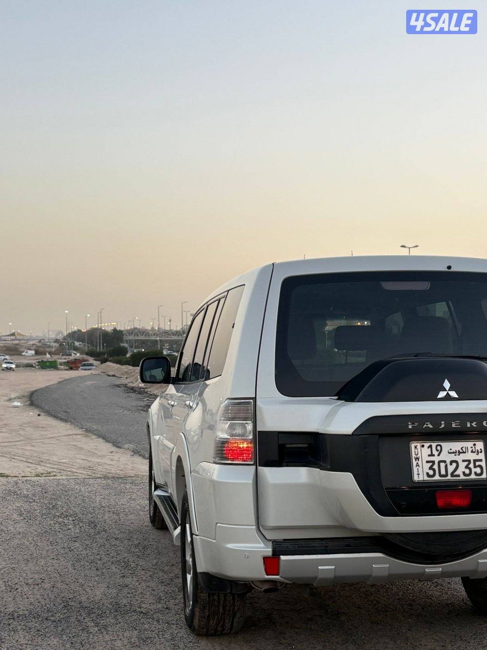 للبيع باجيرو موديل 2020 مكينه الصغيره5