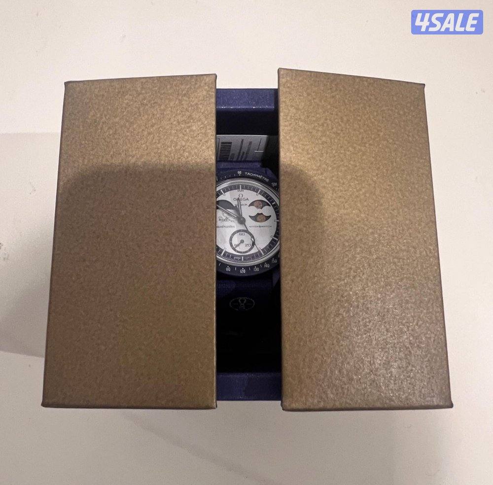 Omega x Swatch MoonSwatch MISSION TO EARTHPHASE Snoopy Moonshine GOLD2