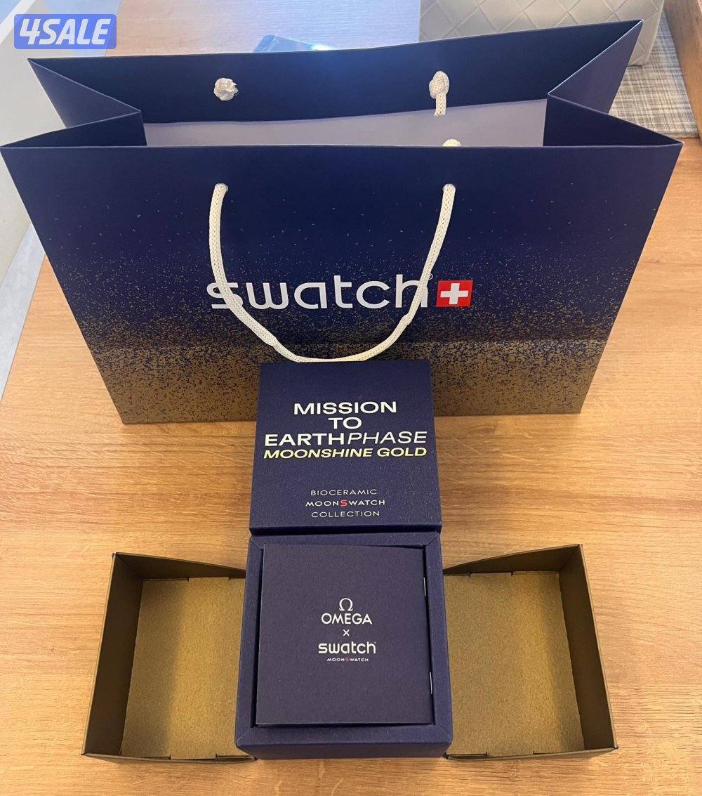 Omega x Swatch MoonSwatch MISSION TO EARTHPHASE Snoopy Moonshine GOLD6