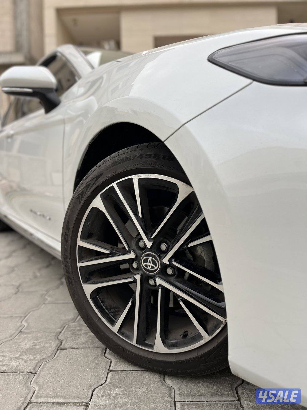 للبيع تويوتا كامري موديل 20254