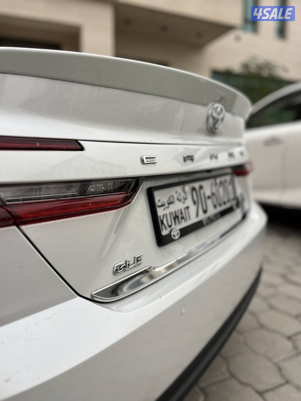 للبيع تويوتا كامري موديل 20258