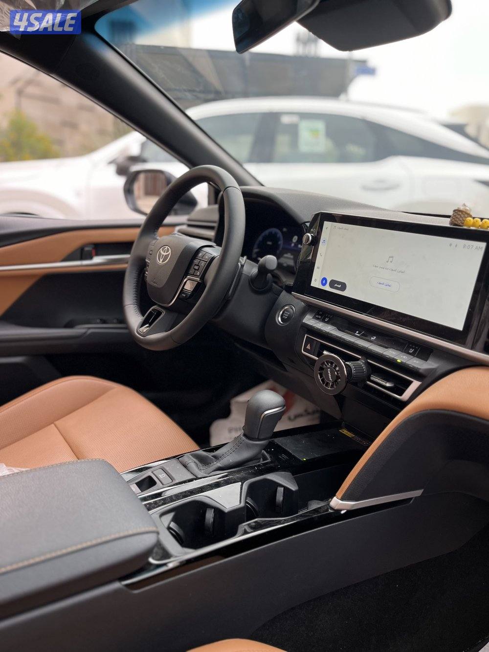 للبيع تويوتا كامري موديل 202512