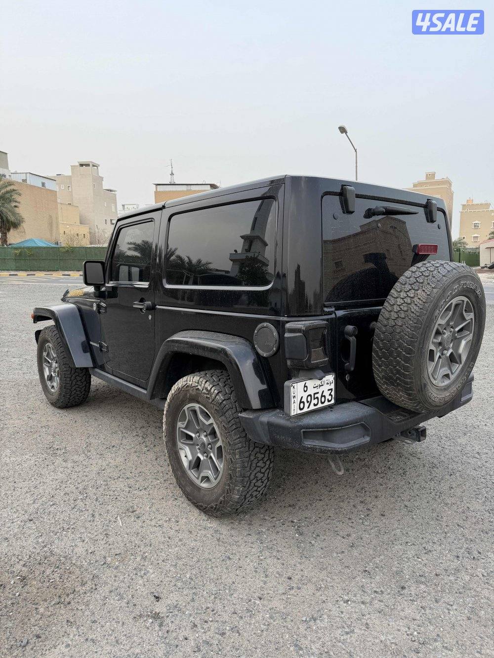 للبيع جيب رانجلر 20132