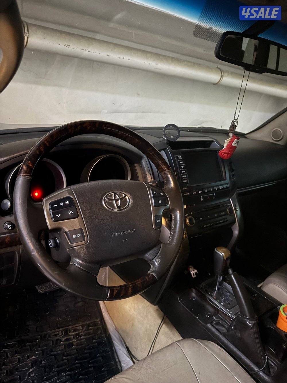 للبيع لاند كروزر وارد الساير VXR 2010 شرط الفحص2