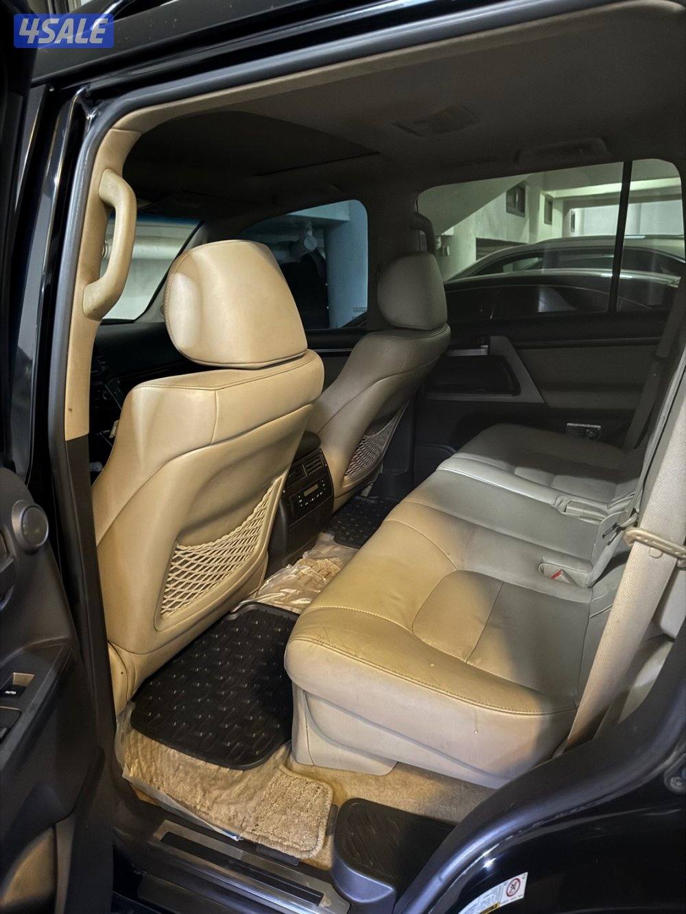 للبيع لاند كروزر وارد الساير VXR 2010 شرط الفحص1