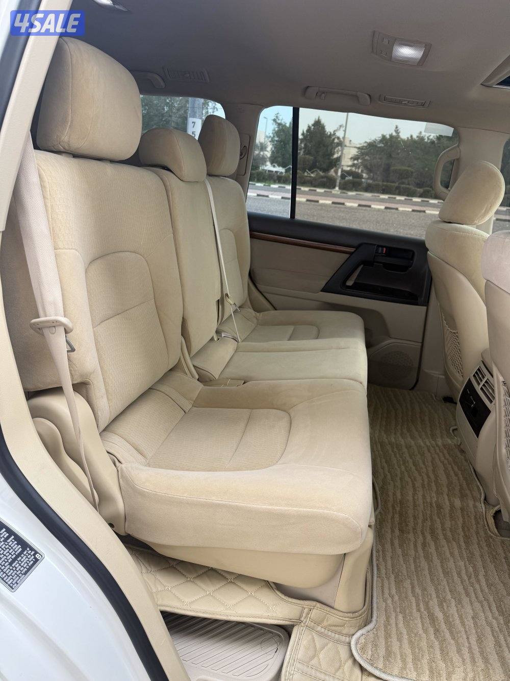 لاندكروز 2018 عداد 130 .8