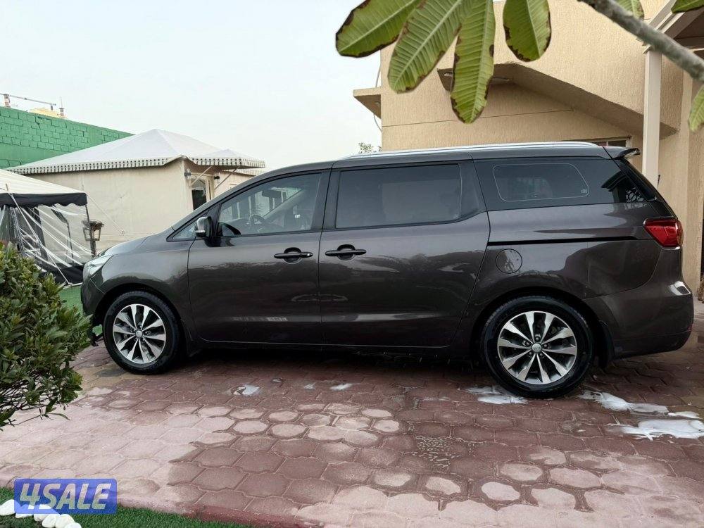 كيا كرنفال 20174