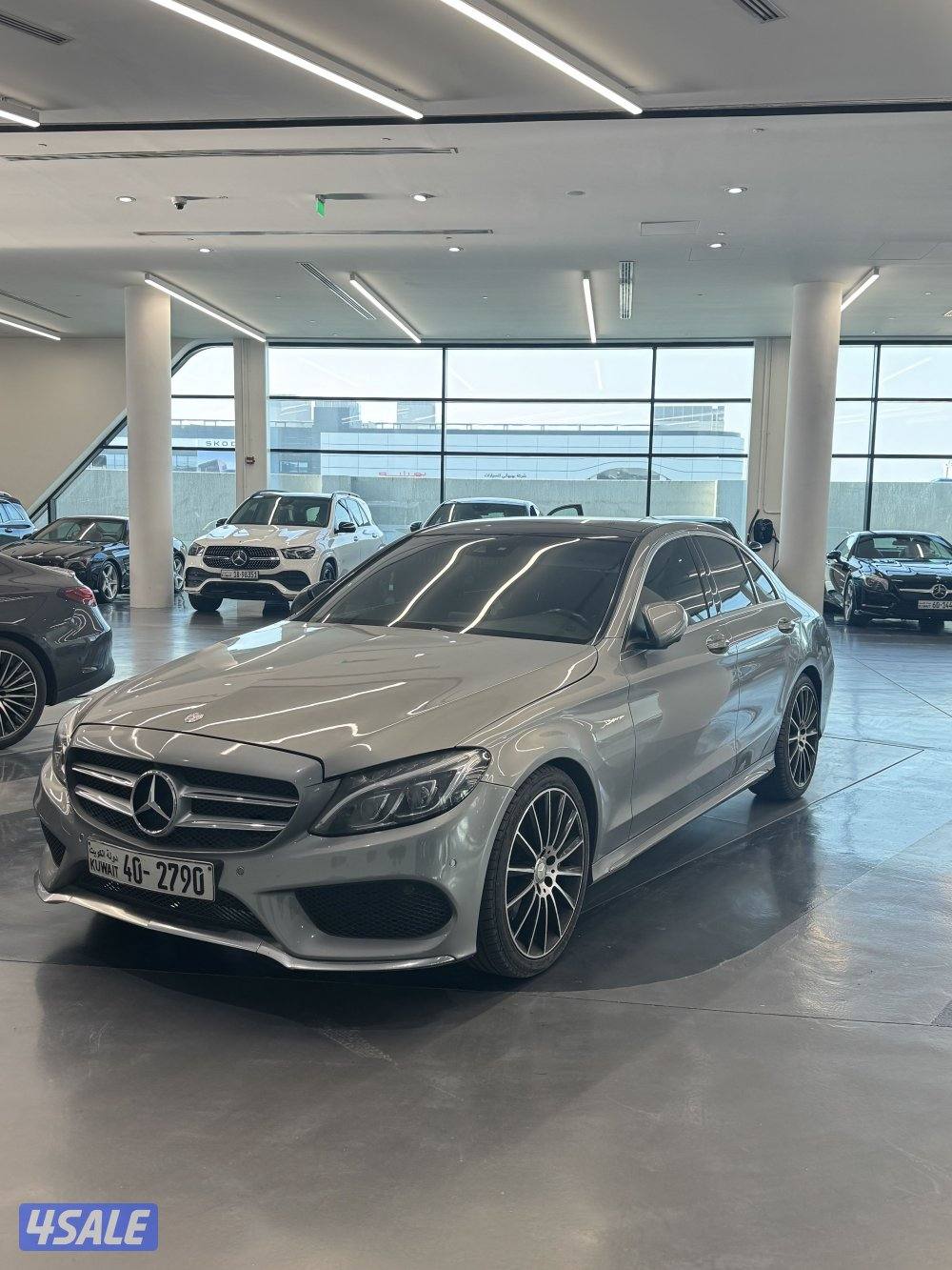 للبيع مرسيدس C2000