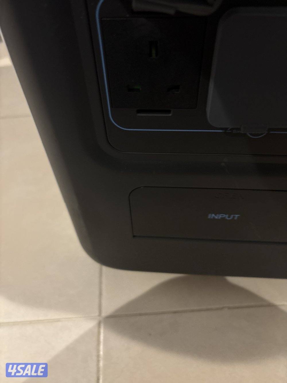 للبيع بطاريه  BLUETTI  قوه 3000 w4