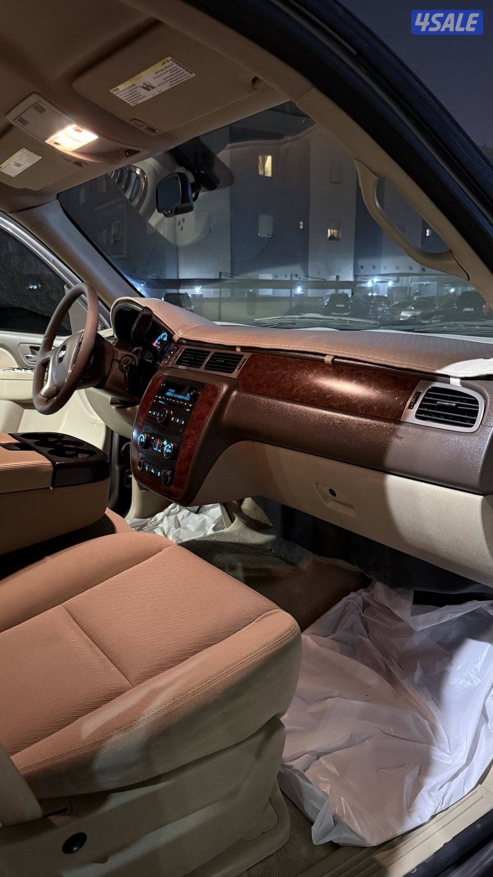 للبيع تاهو موديل 2013 دبل قير6