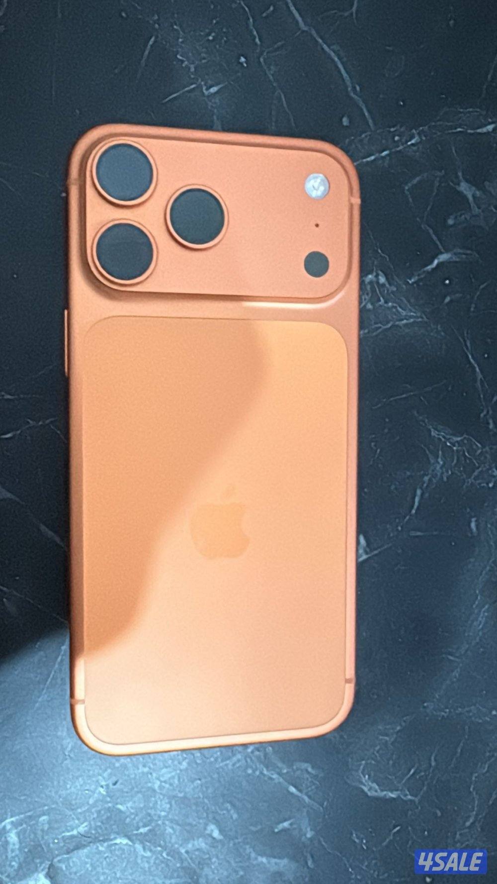 آيفون 17 مع كرتون عربي انقليزي0