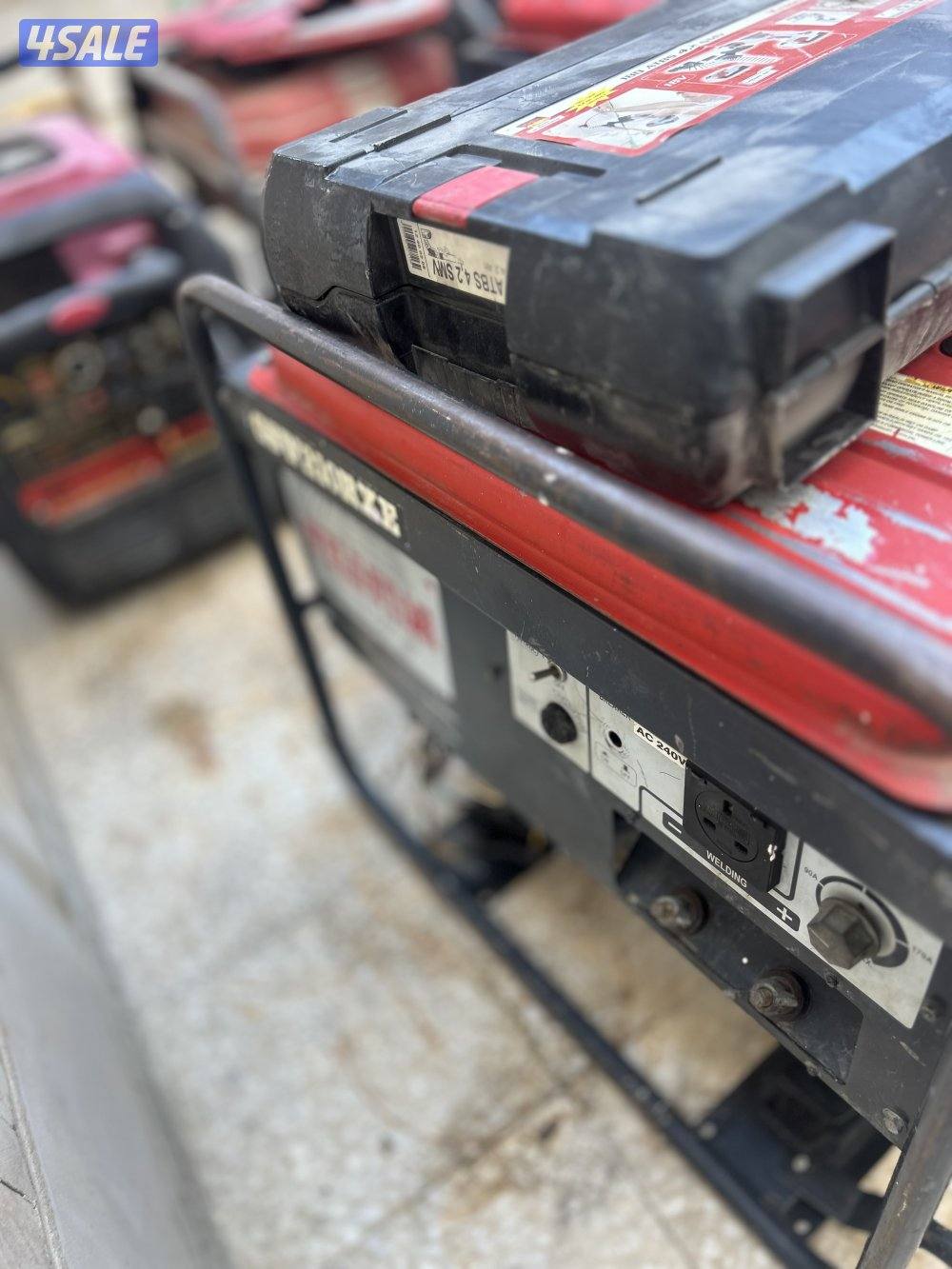 للبيع عدد ٥ مكاين  كهرباء اغلا وحده ٦٠1