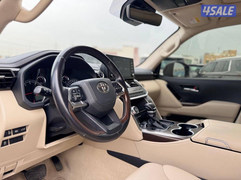 لاندكروزر ايرو 2022 صبغ وكاله شرط الفحص7