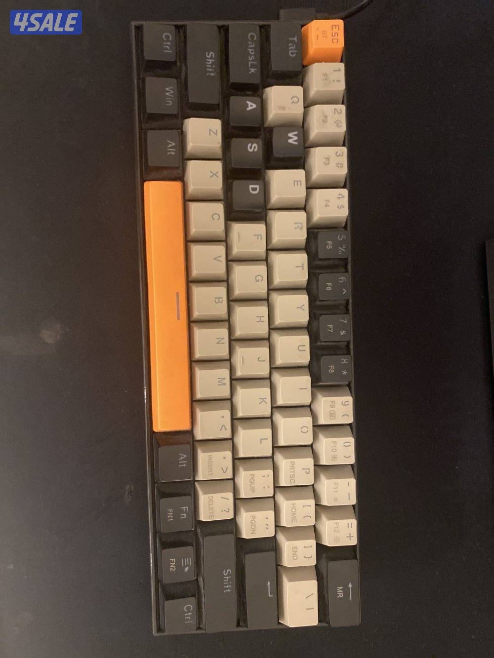 للبيع كيبورد وماوس قيمنق3