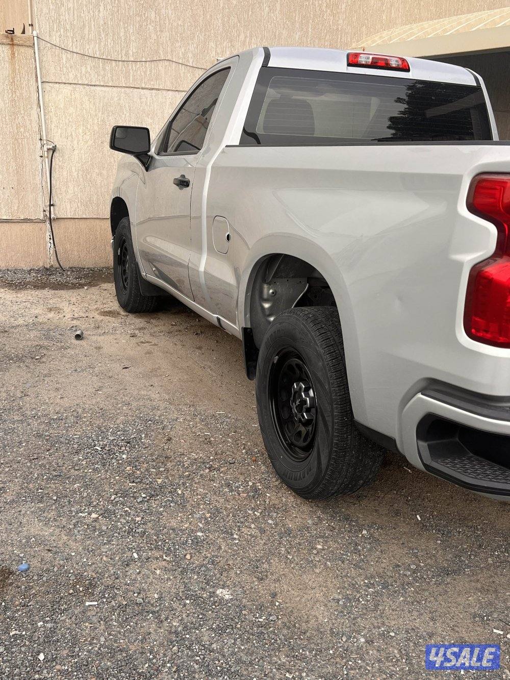 للبيع سلفرادو 20211