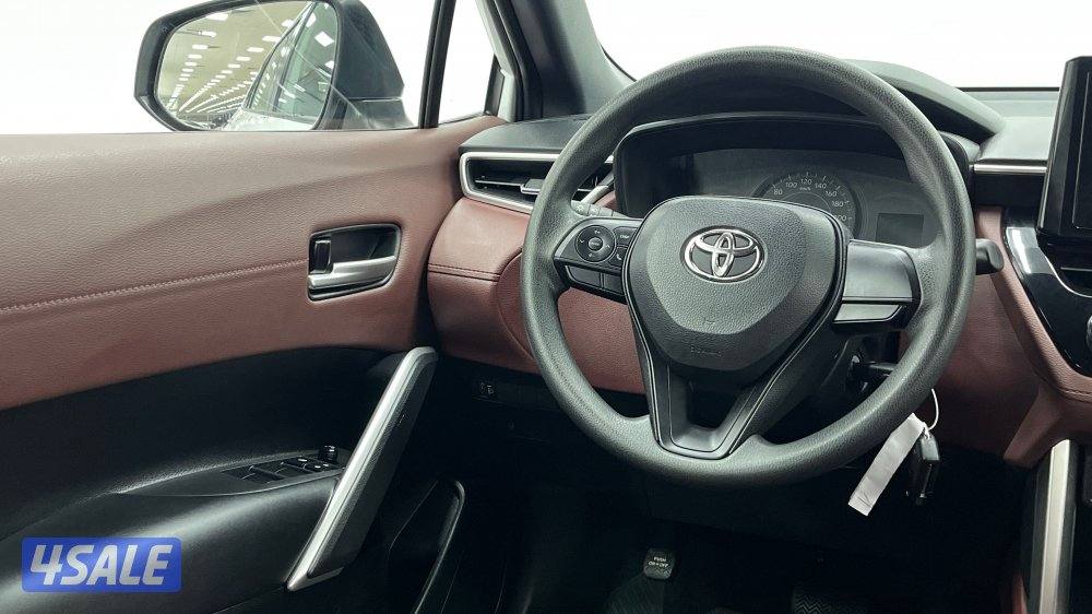 TOYOTA COROLLA 23CSUV-PL13