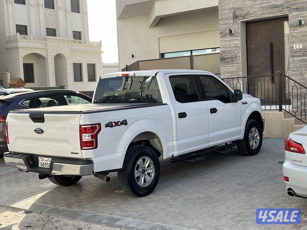 للبيع وانيت فورد F150XLT4