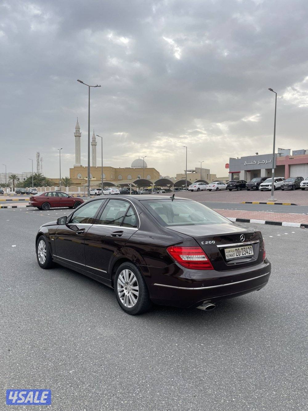 للبيع 2012 بحاله جيده3