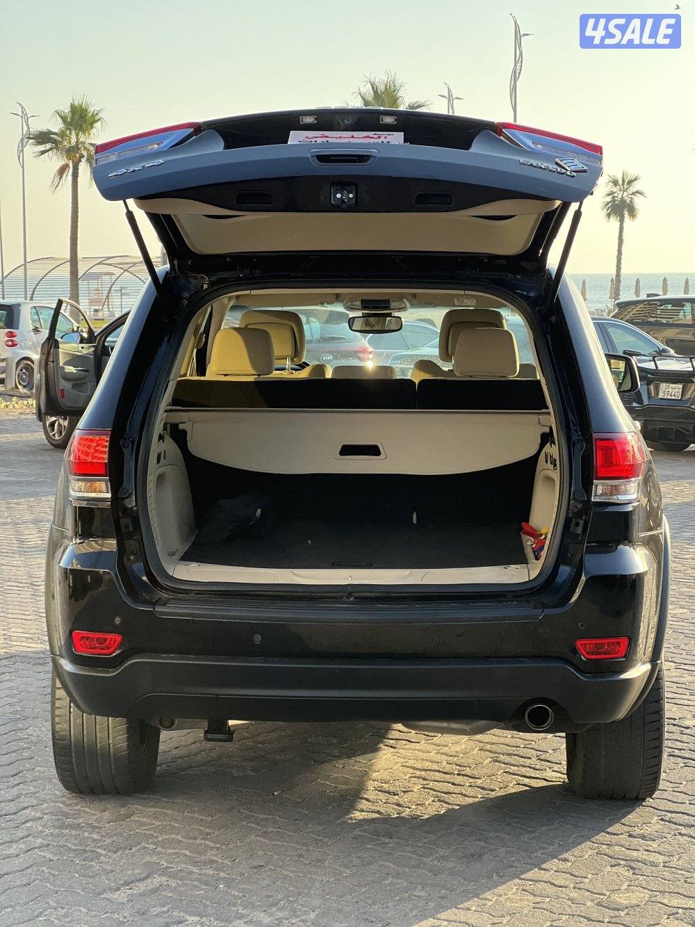 للبيع جراند شيروكي بحالة ممتازة1