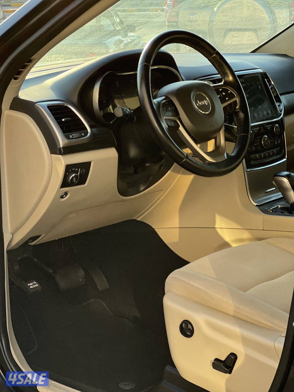 للبيع جراند شيروكي بحالة ممتازة8