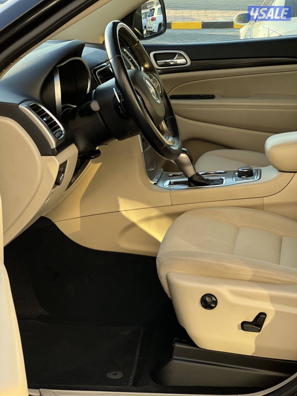 للبيع جراند شيروكي بحالة ممتازة10