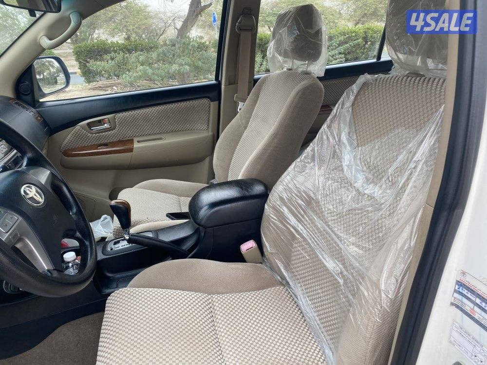 للبيع.  تويوتا.  فورتنر. موديل 2014. الساير. بالحالة فوق ممتازه3