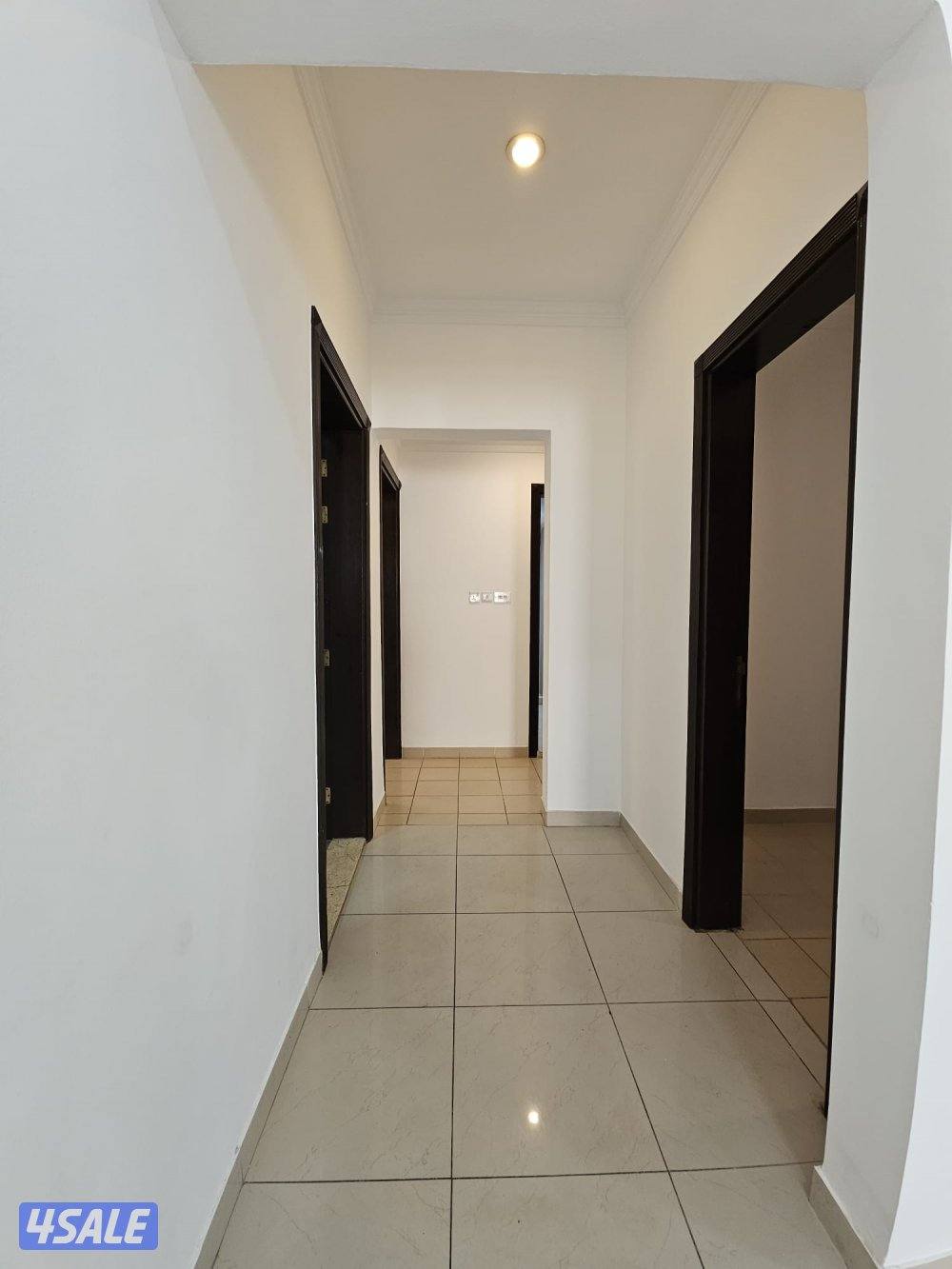 للايجار شقة روعة مساحه كبيرة بالنزهة ق٢2