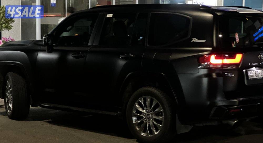 للبيع لاند كروزر ايرو اس توين تيربو بحالة ممتازة2