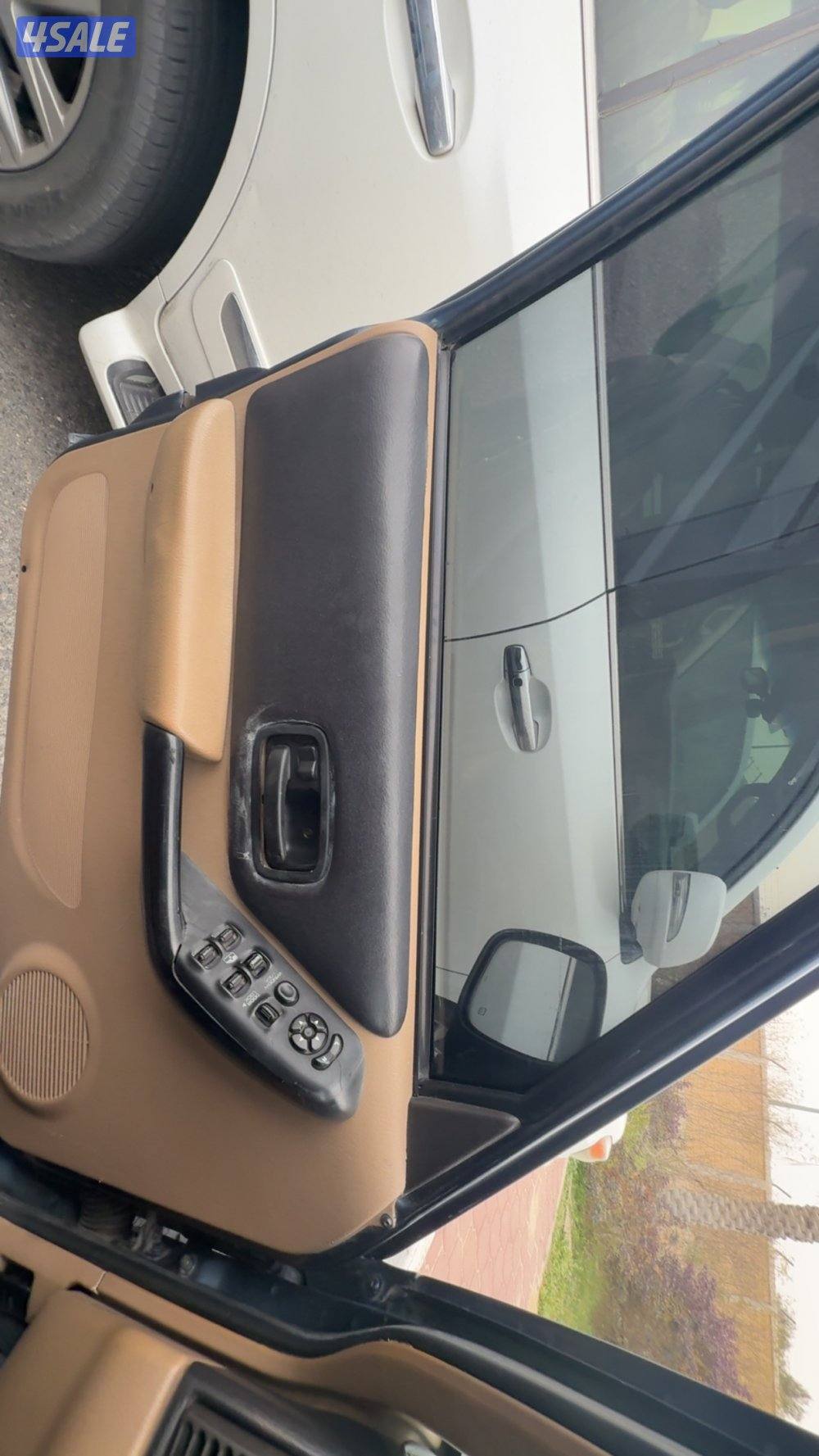 جيب شروكي 2001 الى يدور النظيف بيعه سريعة كلاسك9