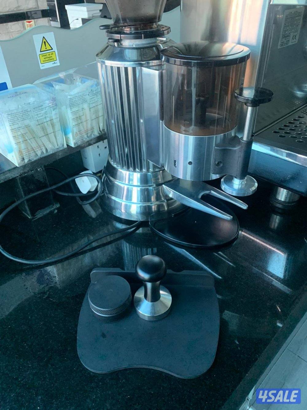 معدات مطعم للبيع11