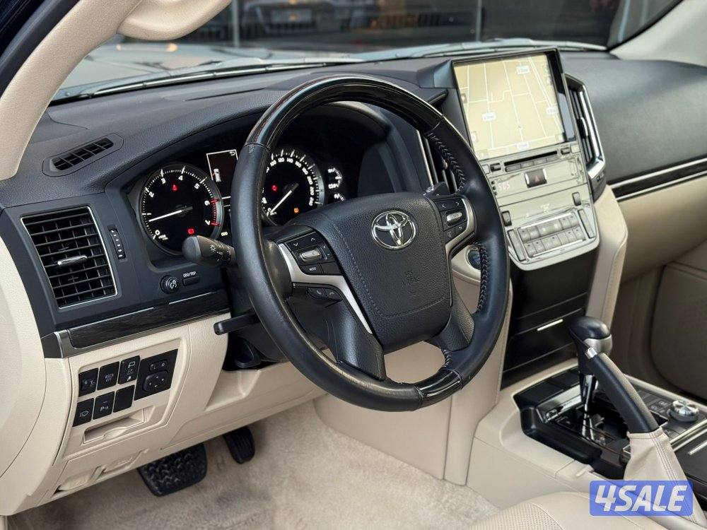 LAND CRUISER GRAND TOURING GXR V8 _2020 صبغ الوكالة6