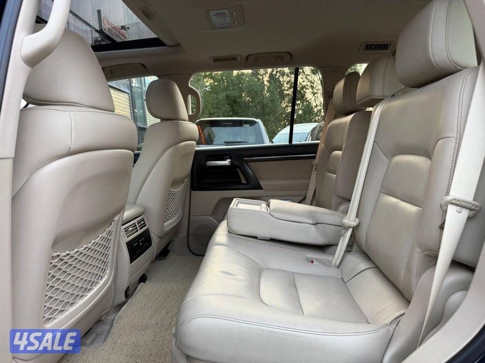 LAND CRUISER GRAND TOURING GXR V8 _2020 صبغ الوكالة9