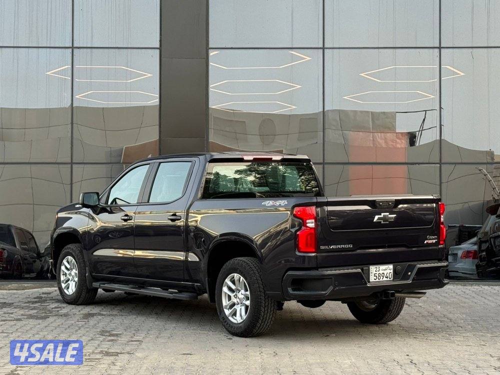 SILVERADO RST 4*4 _2024 عداد 7 الاف فقط4