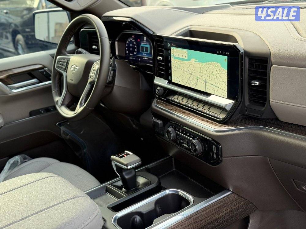 SILVERADO RST 4*4 _2024 عداد 7 الاف فقط7
