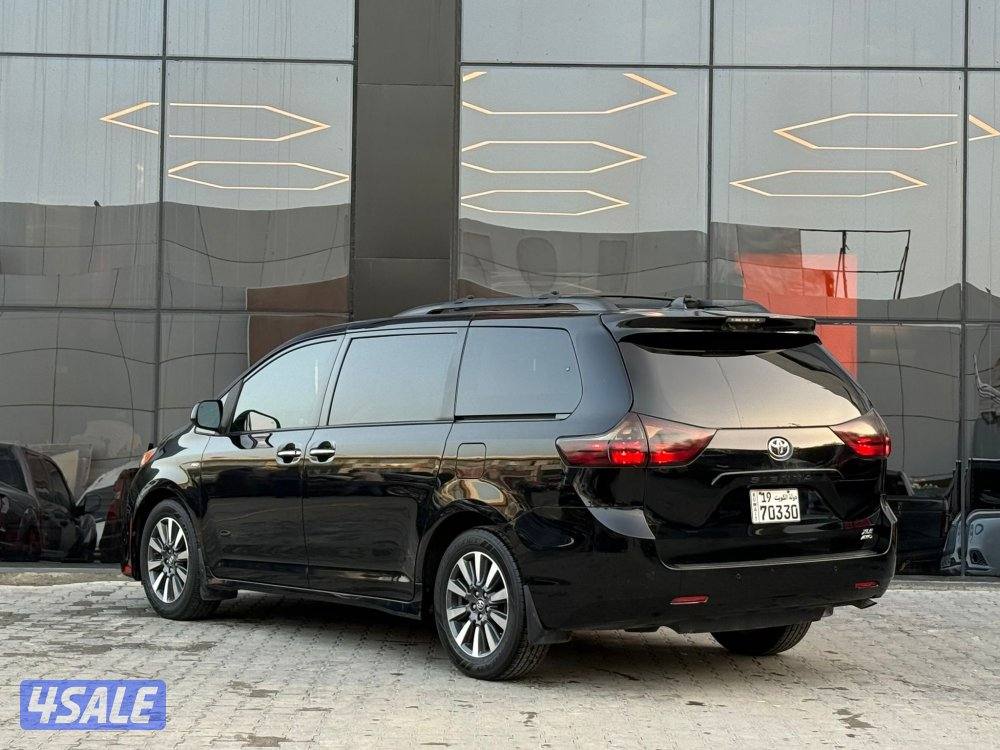 TOYOTA SIENNA XLE _2020 عداد 25 الف فقط3