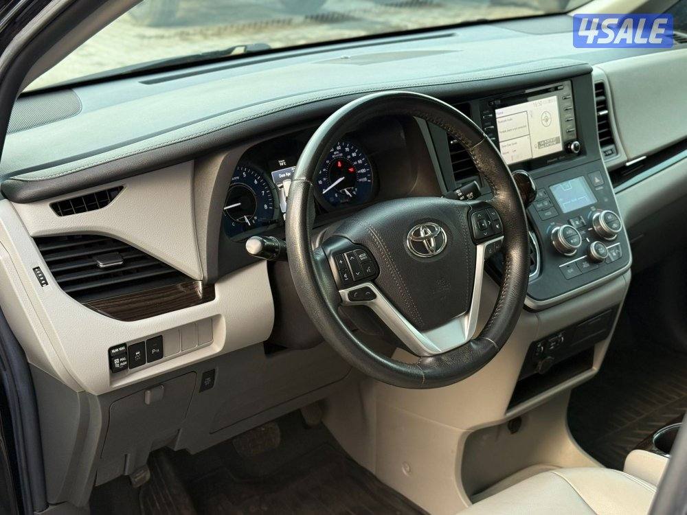 TOYOTA SIENNA XLE _2020 عداد 25 الف فقط6