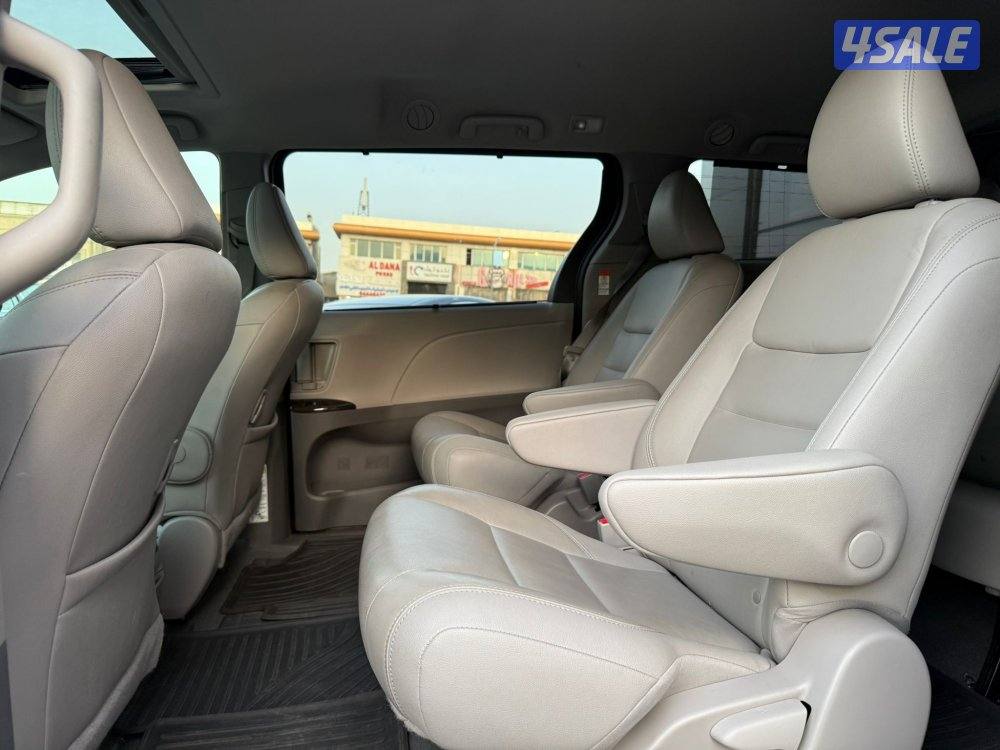 TOYOTA SIENNA XLE _2020 عداد 25 الف فقط9