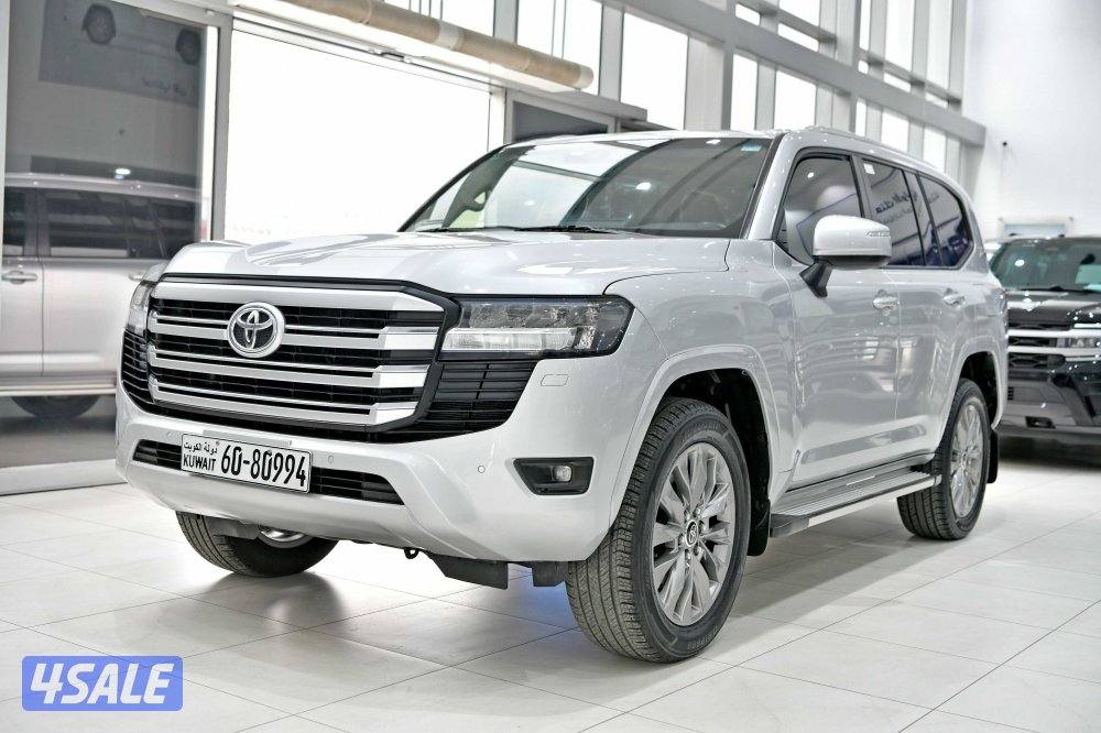 تويوتا لاندكروزر GXR - توين تيربو0